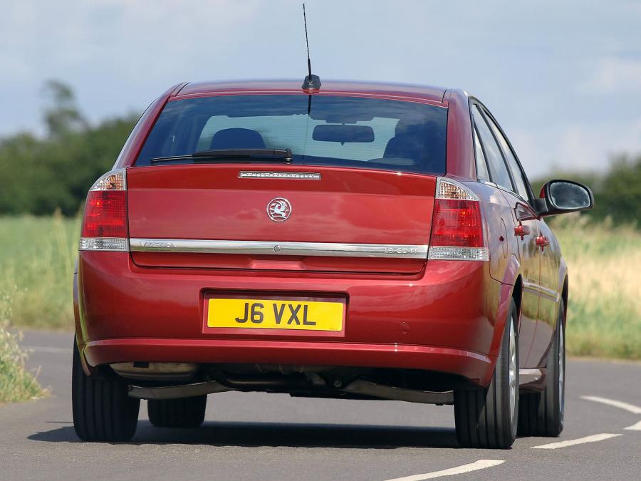  Vauxhall Vectra GTS 2005 года  (фото 6 из 16)